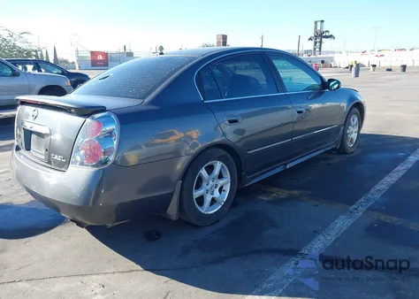 2006 Nissan Altima 2.5 S from USA, damaged, VIN 1N4AL11D96N338422